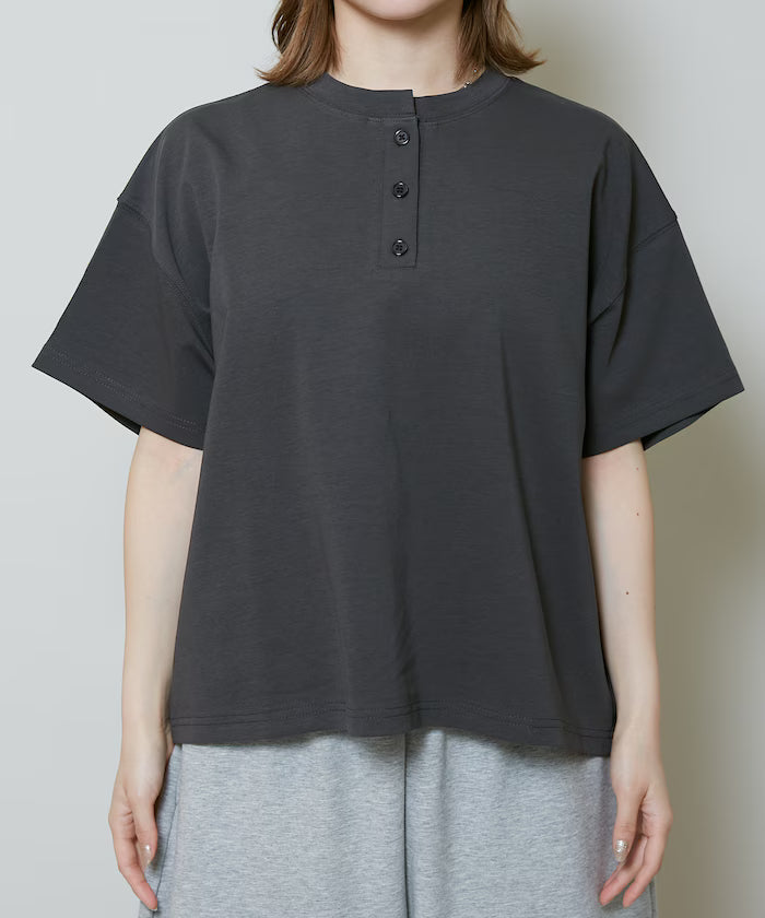 <contact cool> Cool Ponte Henry Neck T-Shirt Limited Release
