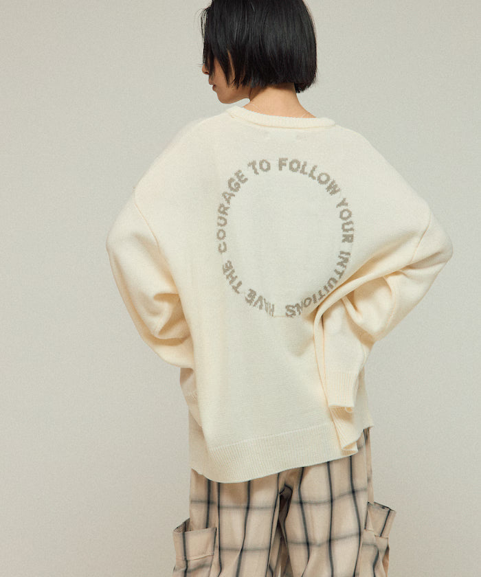 Sweat-like Lettered Knit / Jacquard Knit