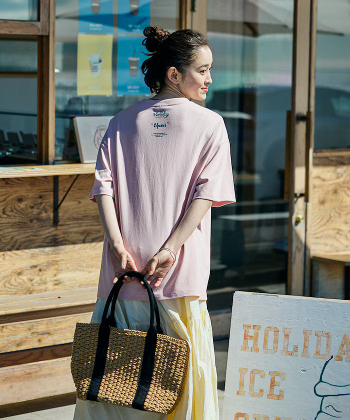 HOLIDAY ICECREAM×FREAK'S STORE Limited Edition Big Silhouette College Print Crew Neck T-Shirt