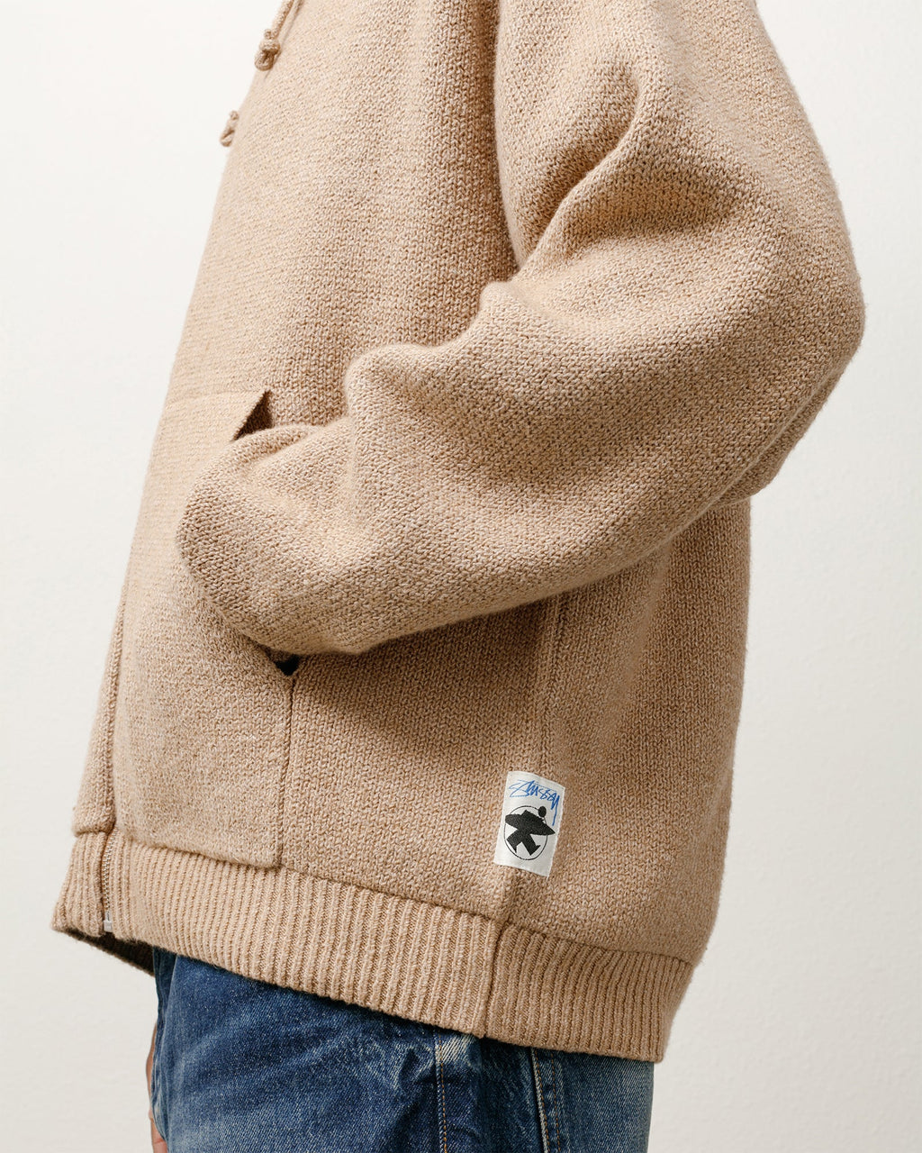 HOODED ZIP SWEATER