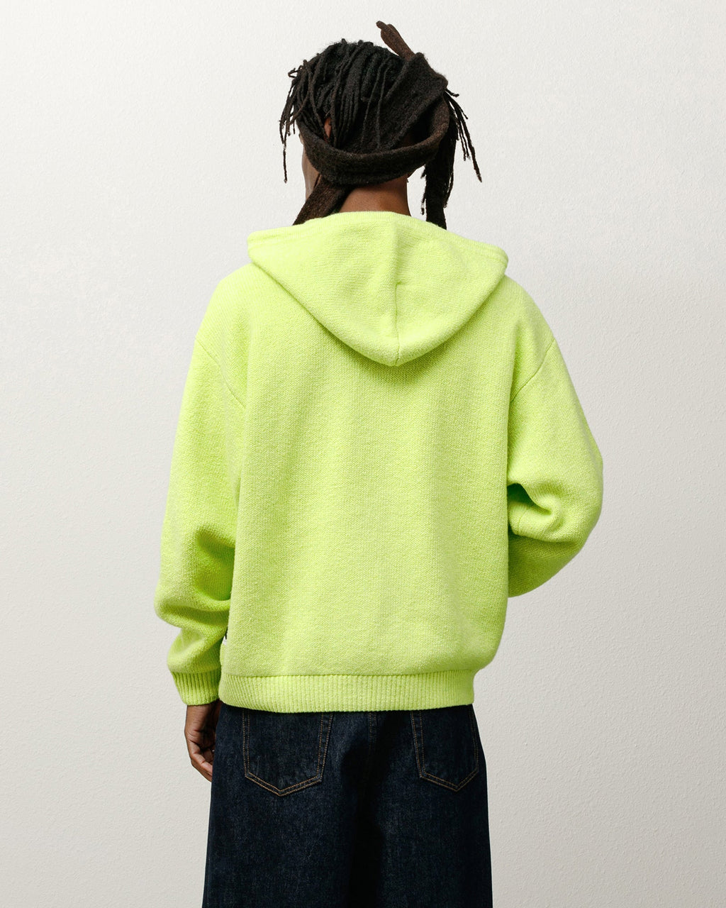HOODED ZIP SWEATER