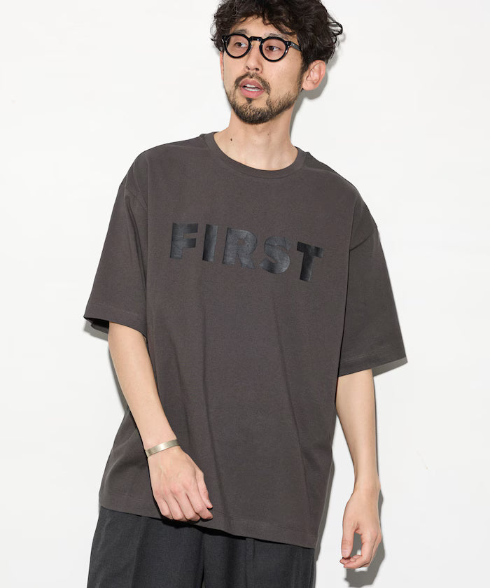 6 Ounce Front Logo Print Crew Neck T-Shirt / Print T-Shirt PR FIRST - Charcoal Gray