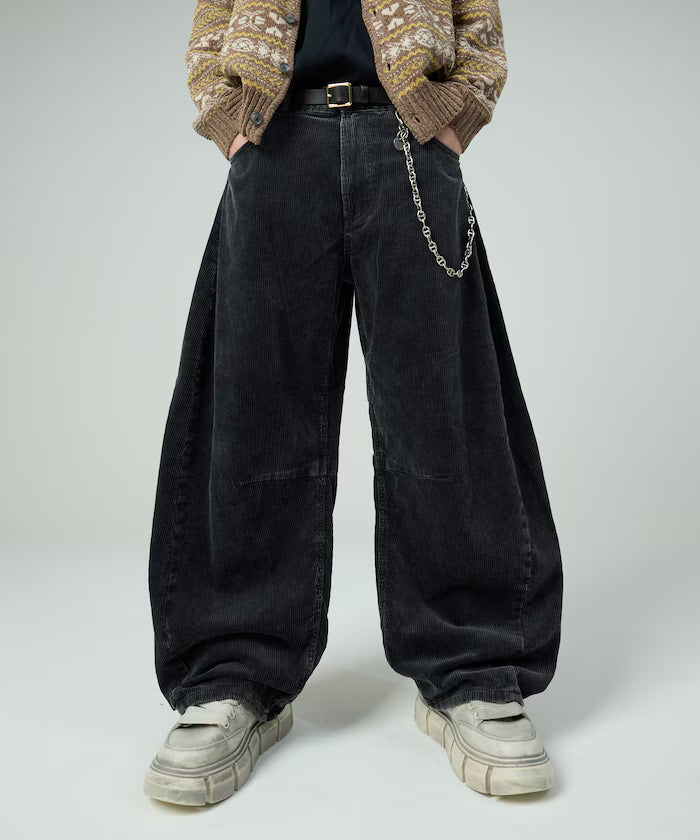 Wide Silhouette One Wash Curve Corduroy Pants - Black