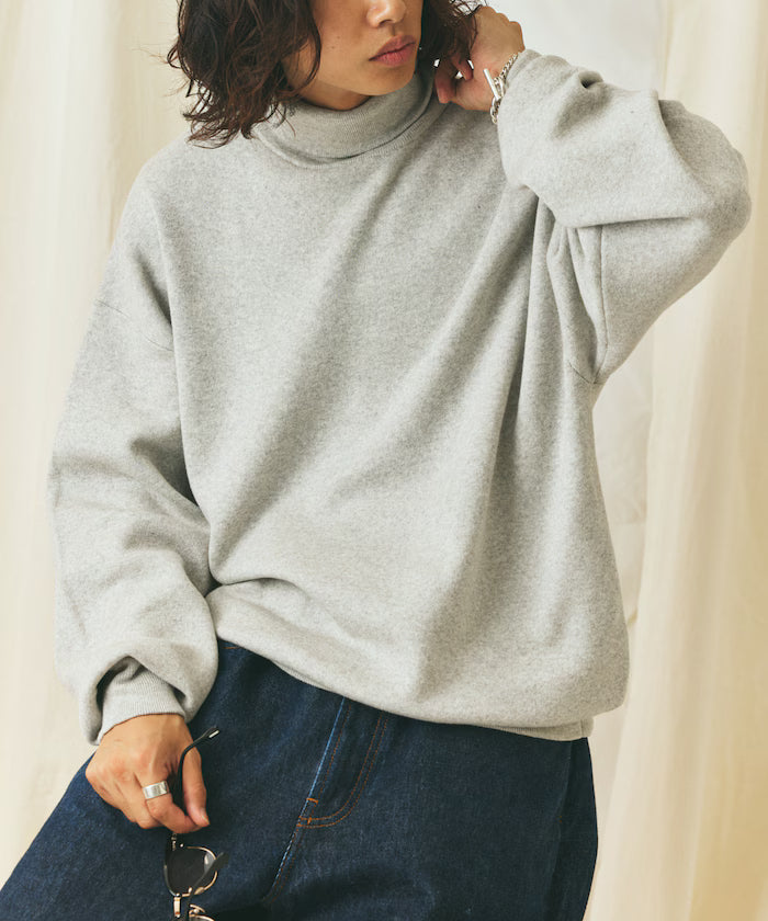 Relax Fit Sweat-Like Turtleneck Knit 【Limited Edition】