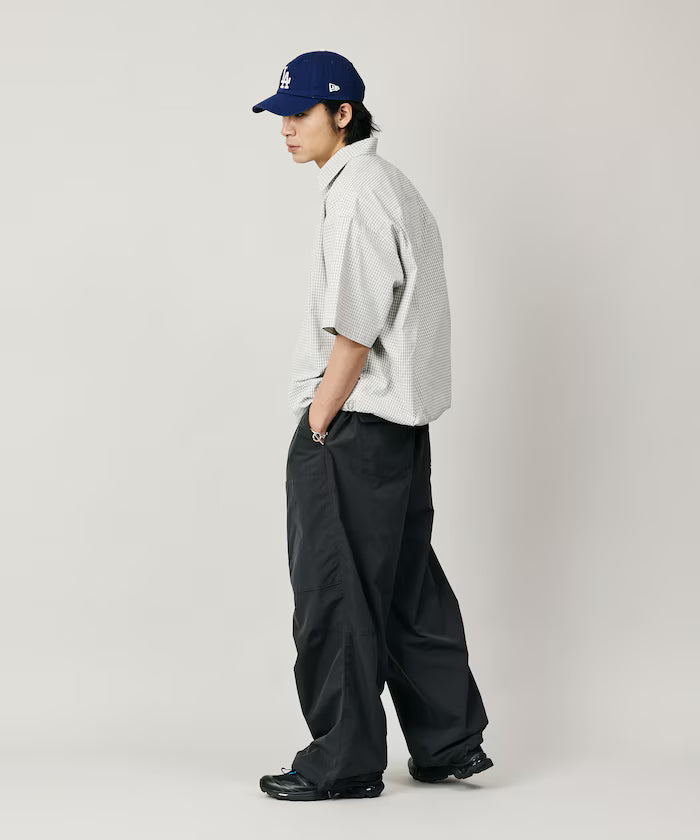Wide silhouette spindle regular collar short sleeve shirt / hem code [limited edition]
