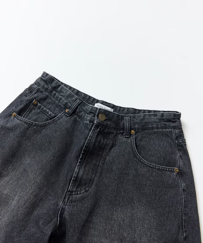 Wide Silhouette One Wash Curved Denim Cropped Shorts