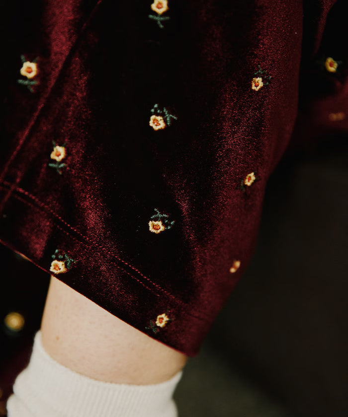 Small Flower Embroidery Velvet Pants