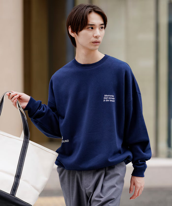 Big silhouette one-point embroidery back print hem code crew neck sweatshirt 【limited edition】