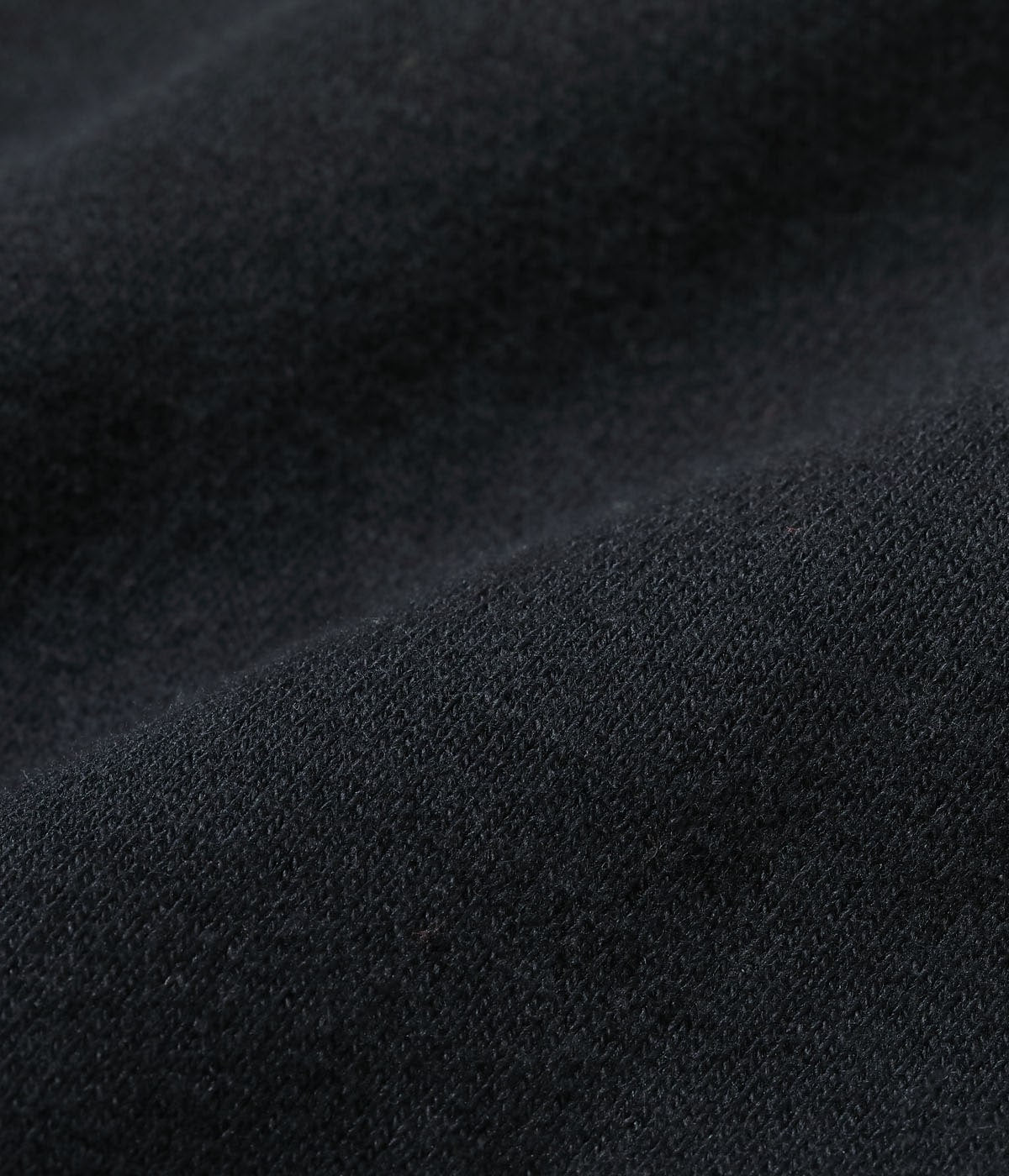 HALF ZIP SWEAT SHIRT