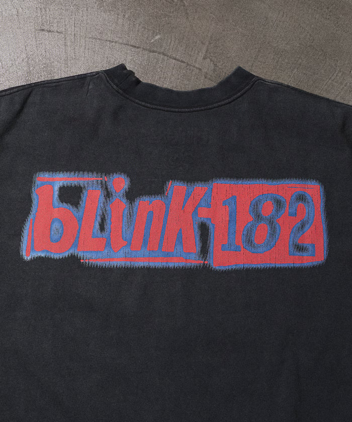 【EXCLUSIVE】BLINK182 alien print Tee / Blink 182 Alien Graphic Print Crew Neck T-Shirt