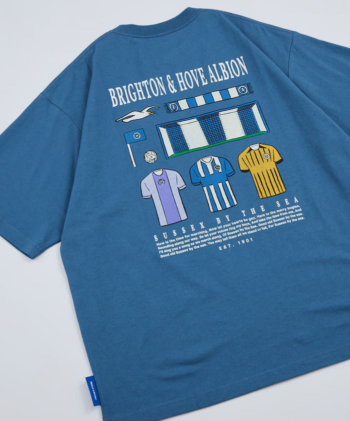 [Release on 5/22 12:00~] Brighton & Hove Albion FC - SEAGULLS UNIFORM GRAPHIC TEE - Blue