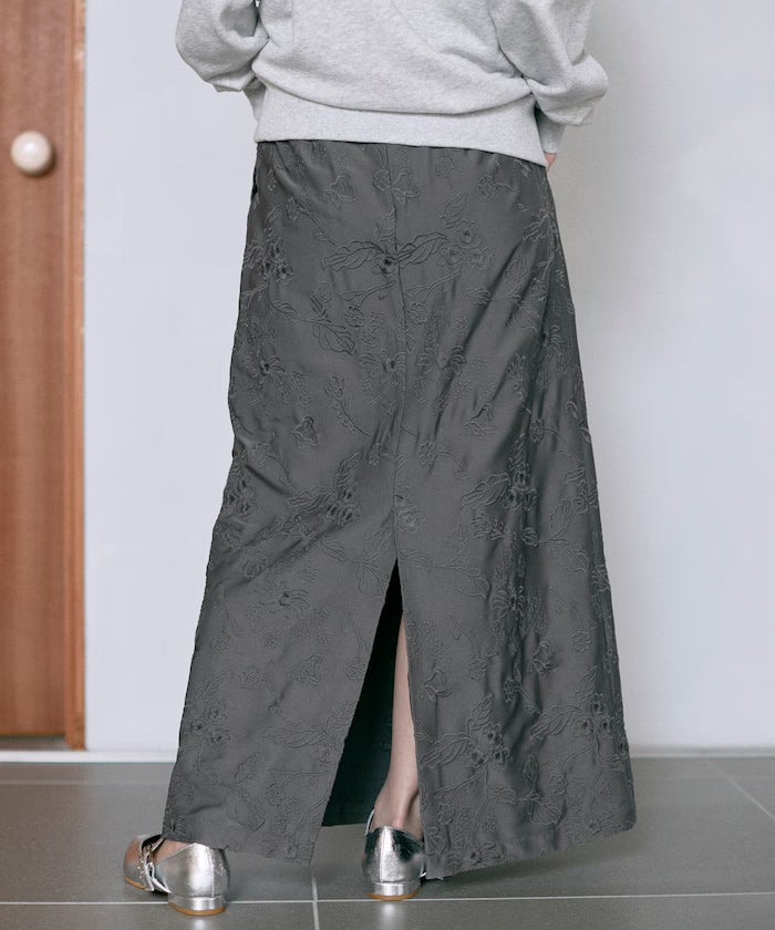 Flower Embroidery I-Line Easy Skirt