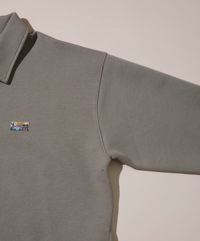 Big Silhouette Spindle Cardboard One Point Logo Polo Color Sweat