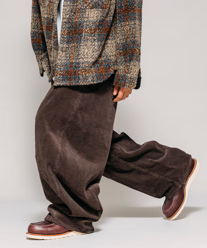 Wide Silhouette One Wash Curve Corduroy Pants