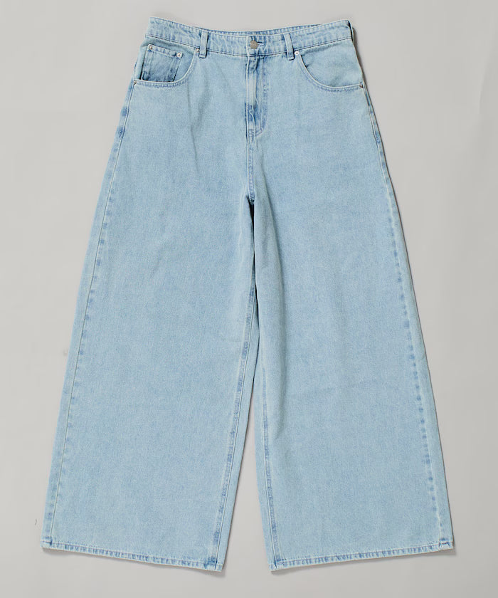 Wide Flare Silhouette Denim Pants [Limited Edition]