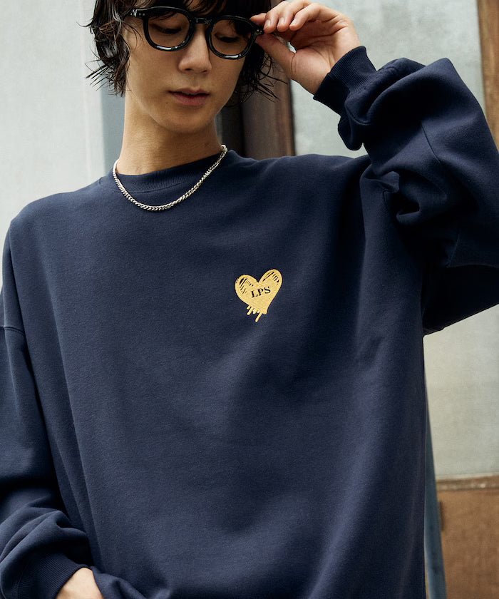 LOVE POP STUDIO HEART LOGO GRAPHIC SWEAT【Limited Edition】
