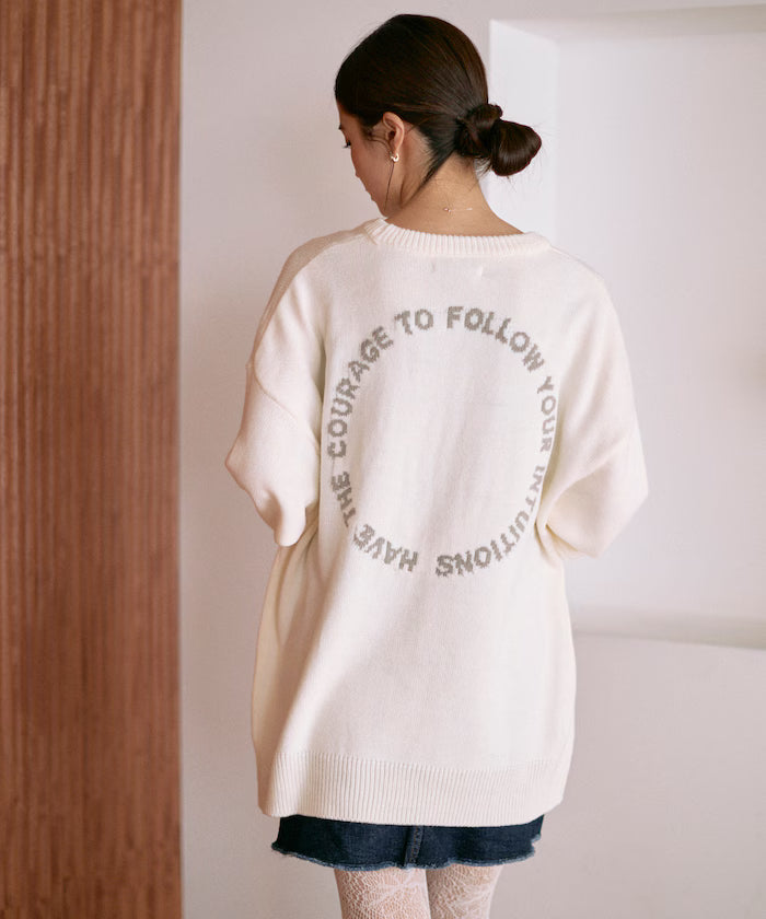 Sweat-like Lettered Knit / Jacquard Knit