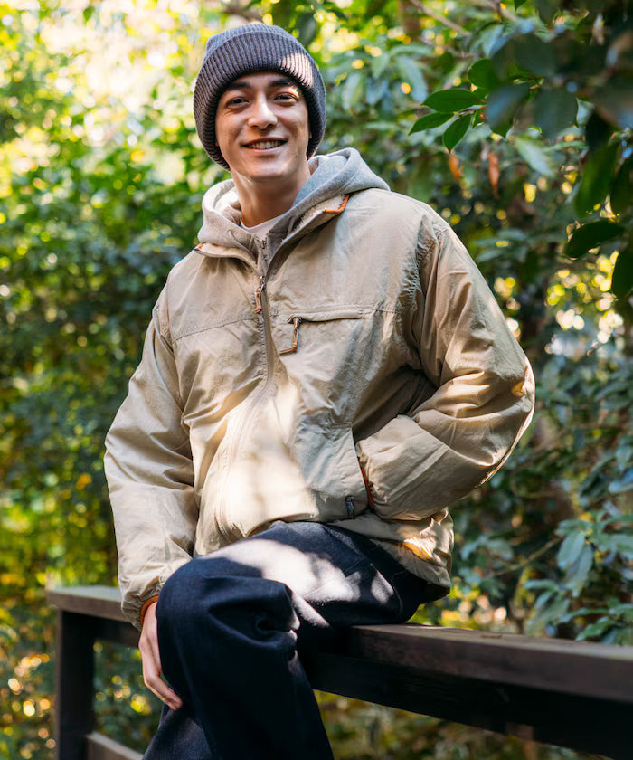 Relaxed Fit One Point Logo Reversible Nylon Fleece Jacket - Beige