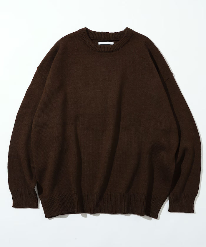 Sweat-like Lettered Knit / Jacquard Knit