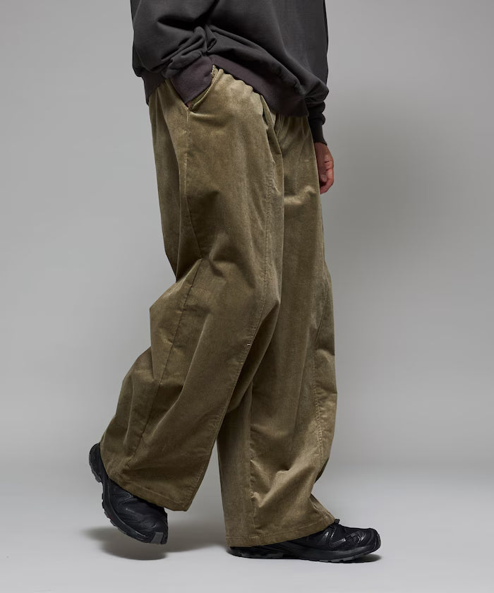 Wide Corduroy Easy Pants [Limited Edition]
