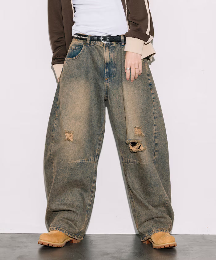 Wide Silhouette Curve Damaged Denim Pants