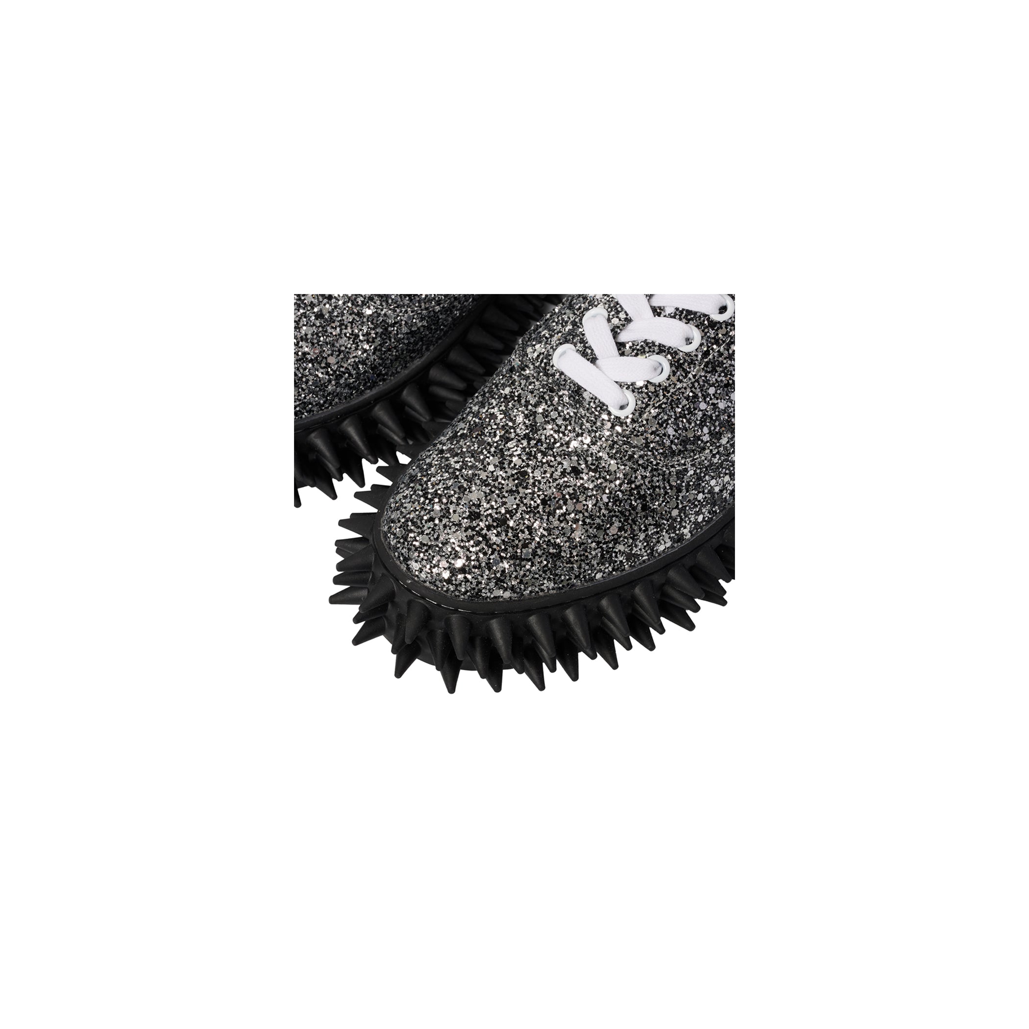 GLITTER SPIKE SNEAKER