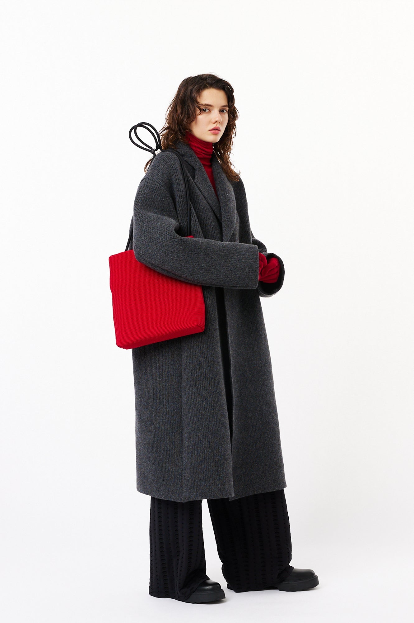 DOUGHY HAND BAG