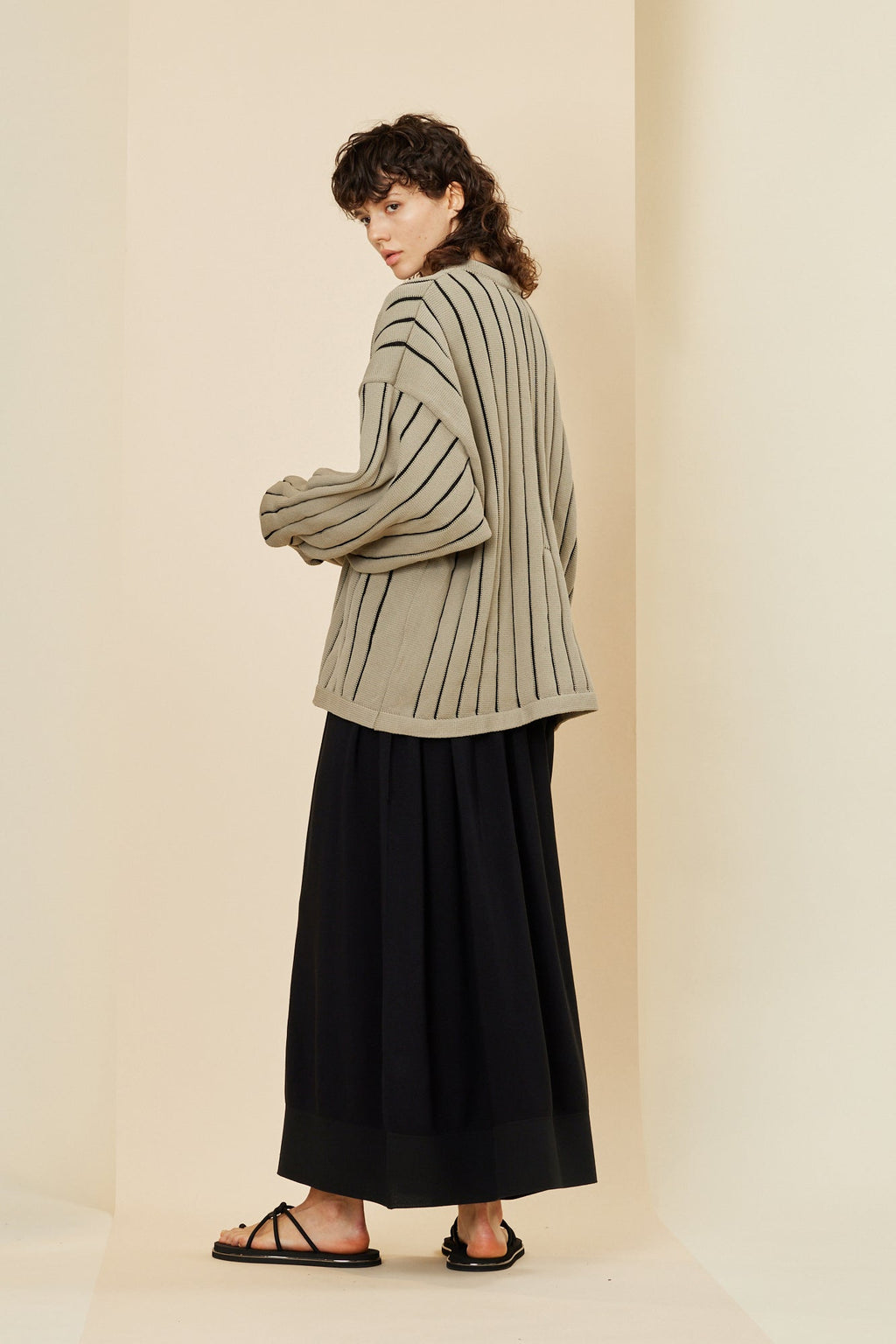 LOUVER METAL CARDIGAN