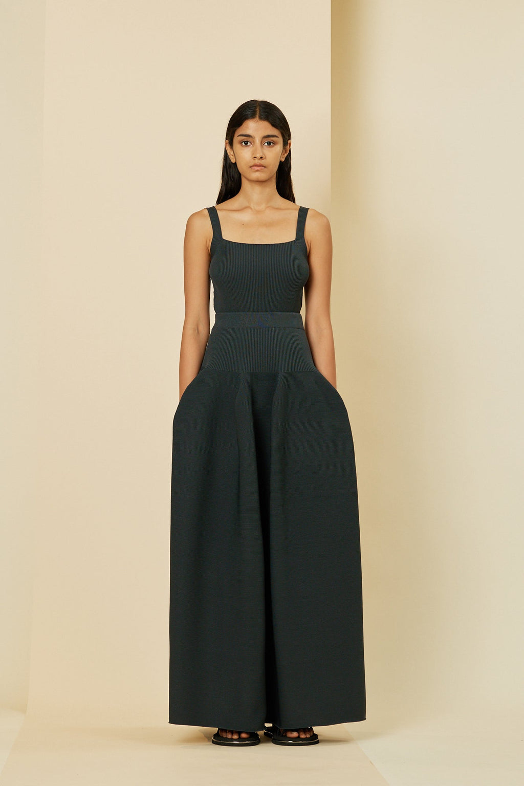 PORTRAIT CAMISOLE TOP