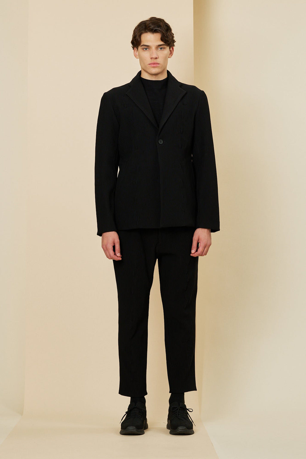 HYPHA TAILORED JACKET