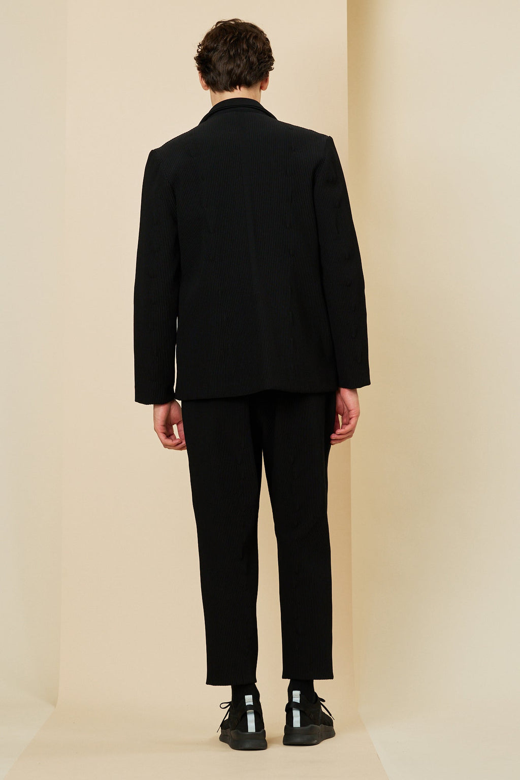 HYPHA TAILORED JACKET