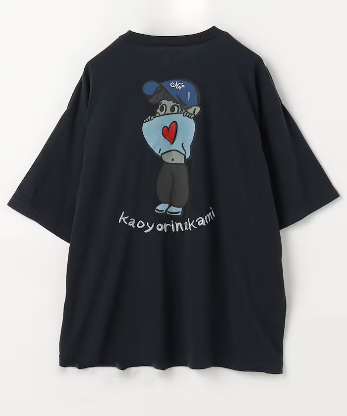[Sales start on May 22 at 12:00] kaoyorinakami × FREAK'S STORE/ Kaoyorinakami exclusive Heso Dashi Boy Tee