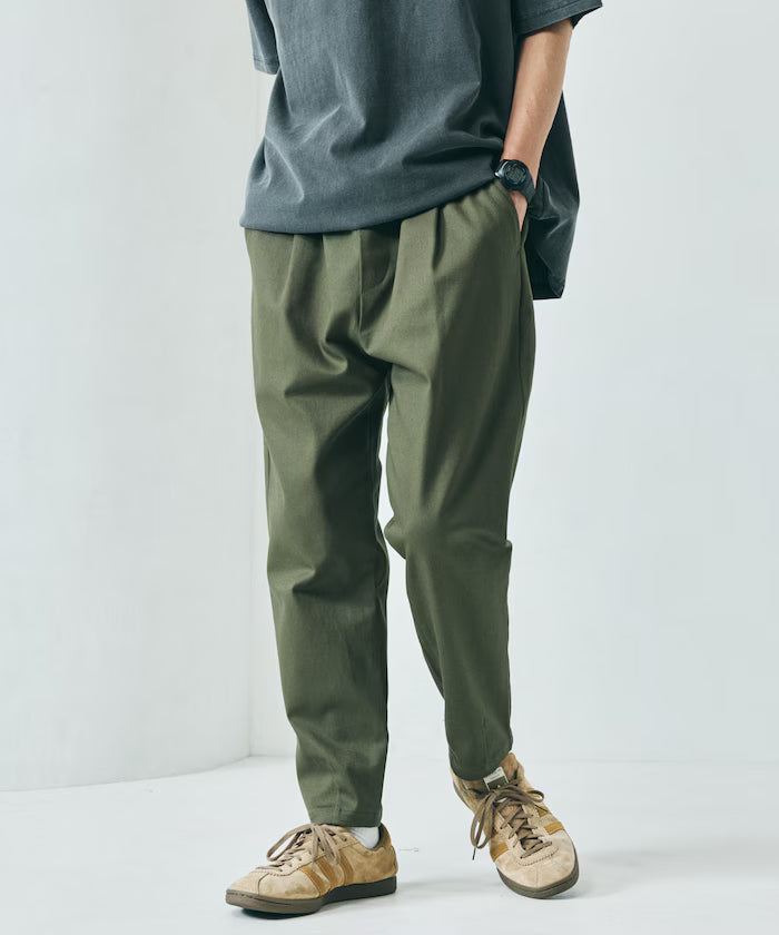 Basic Silhouette Stretch Easy Tapered Pants 【Limited Release】