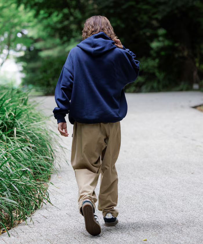 Big silhouette one-point logo pullover hoodie/hem cord/back brushed 【limited edition】