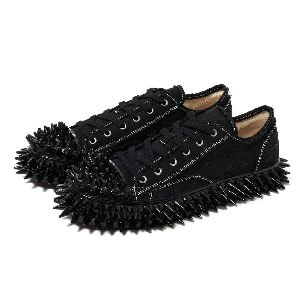 SPIKY CANVAS SNEAKER - BLACK