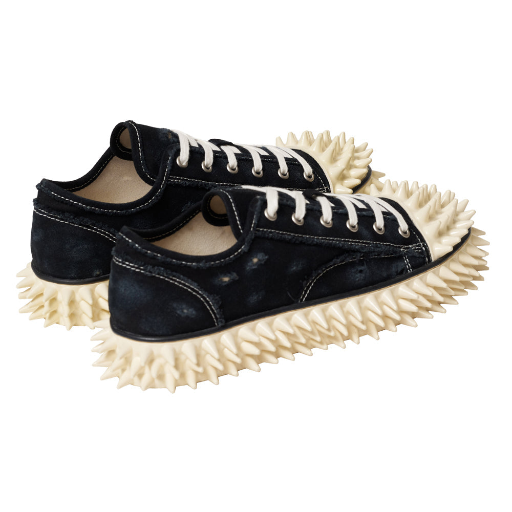 SPIKY CANVAS SNEAKER