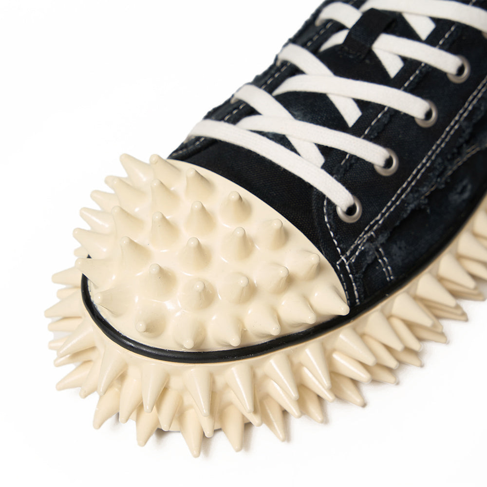SPIKY CANVAS SNEAKER