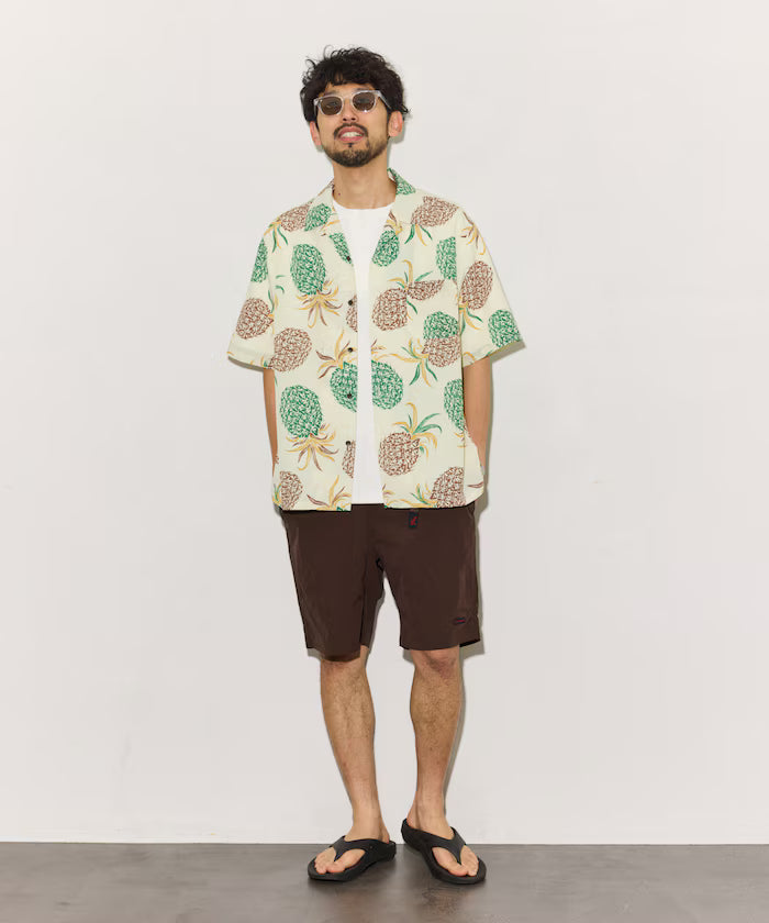 Loose silhouette all-over patterned open collar short sleeve shirt - Off
