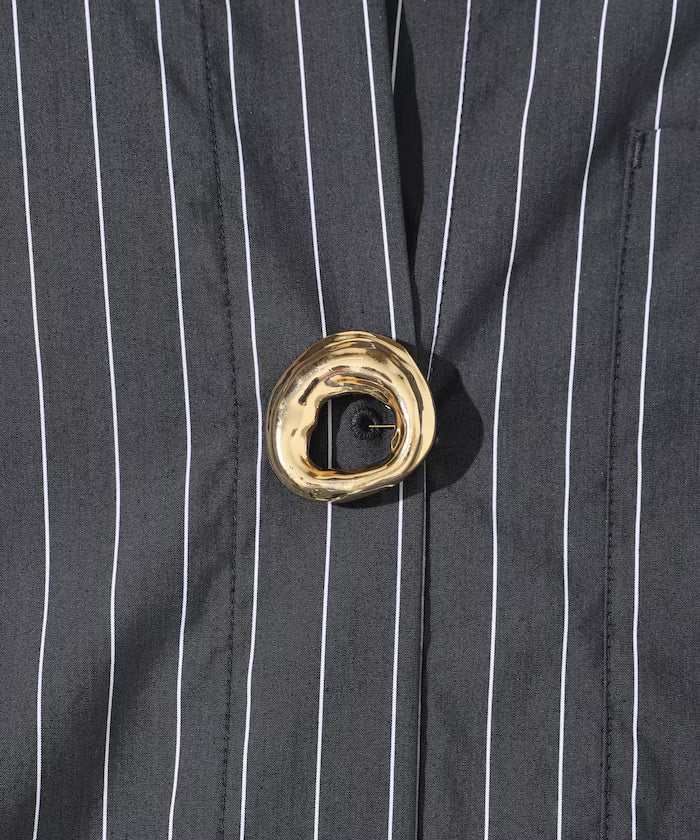 Oversized Long Sleeve Brooch Shirt