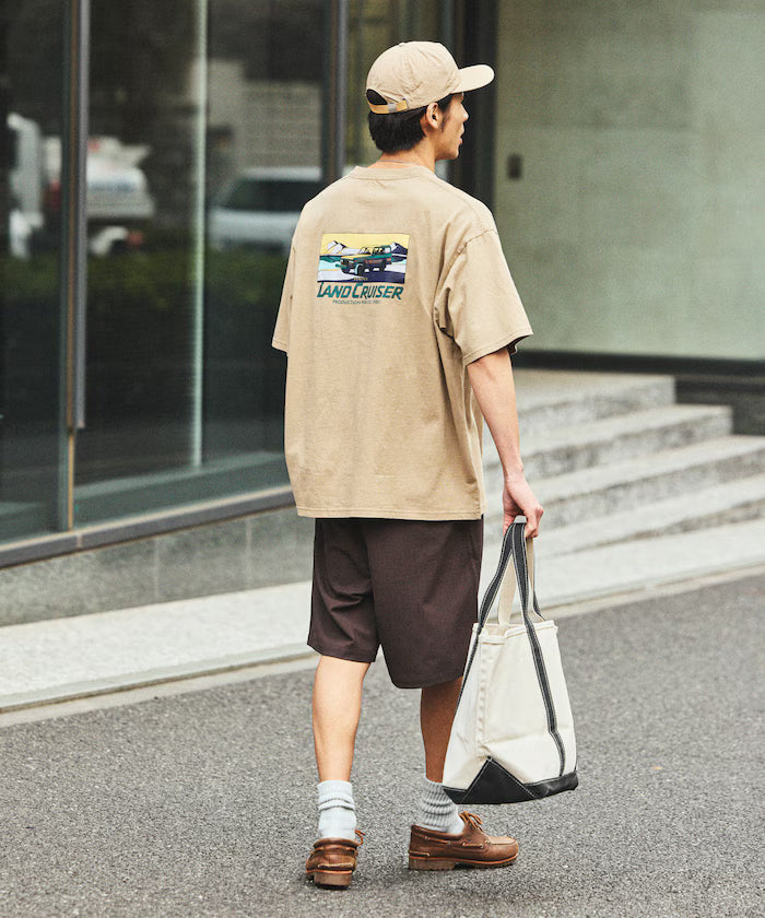 Relaxed Fit Land Cruiser 60 Back Print Short Sleeve Crew Neck T-Shirt
