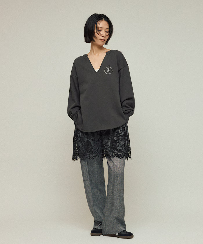 Organic Cotton V-Neck Embroidery Sweatshirt / Relaxed Fit / French Terry Sweatshirt