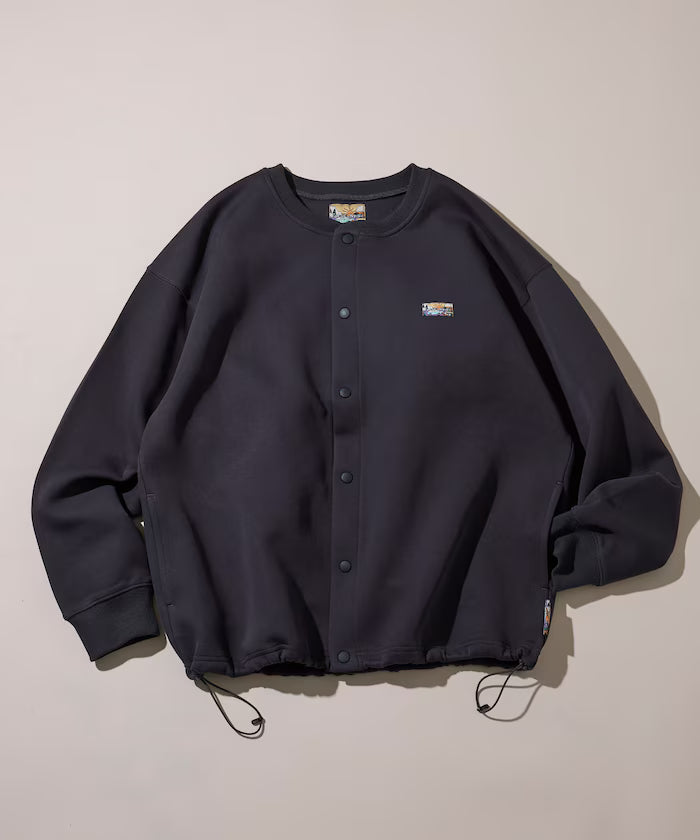 Big Silhouette Cardboard One Point Logo Snap Button Spindle Sweat Cardigan