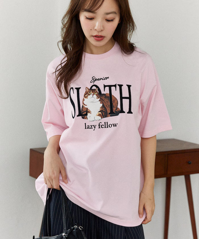 <Functional Material> SLOTH Embroidered Cat T-Shirt Limited Edition