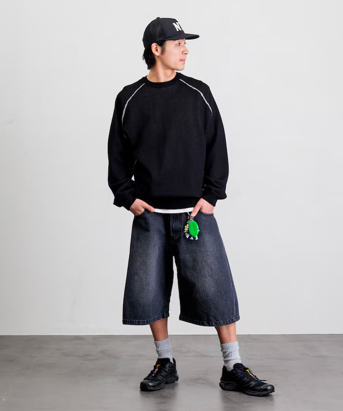 Wide Silhouette One Wash Curved Denim Cropped Shorts