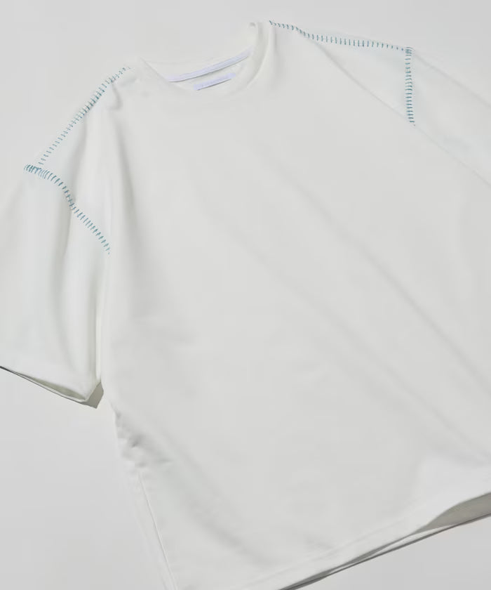 Boxy Silhouette Color Stitch Crew Neck T-Shirt