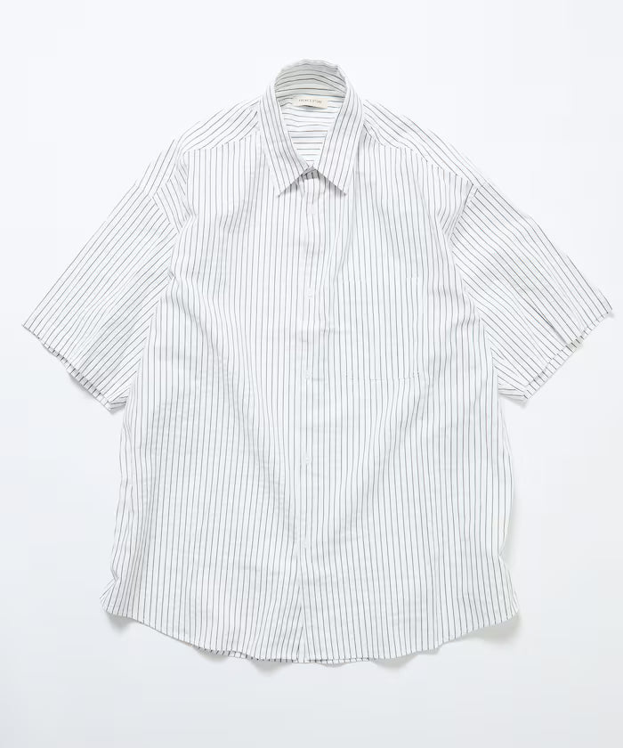 Relax Fit Regular Collar Sheer Seersucker Short Sleeve Shirt 【Limited Edition】