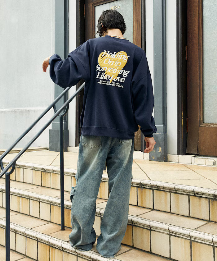 LOVE POP STUDIO HEART LOGO GRAPHIC SWEAT【Limited Edition】