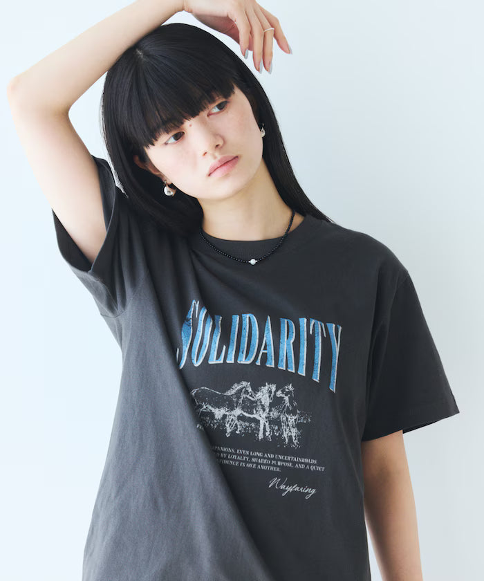 Comfortable Logo Horse Print Crew Neck T-Shirt