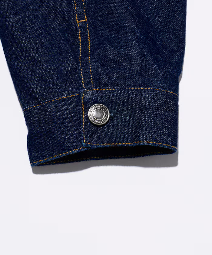 Short-Length Relaxed Denim Trucker Jacket