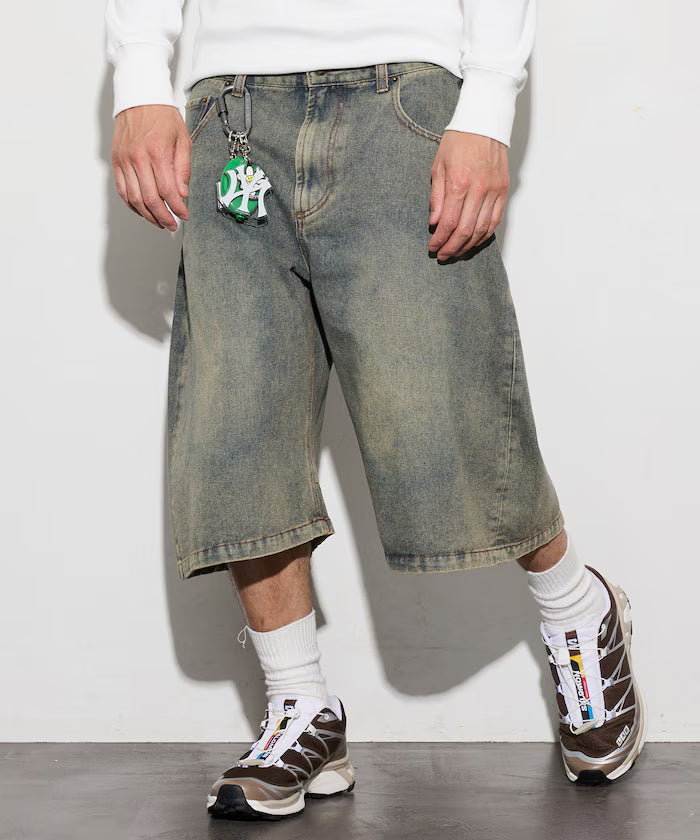 Wide Silhouette Vintage Processed Cropped Curve Denim Shorts